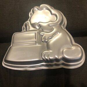 Wilton Cake Pan Garfield the Cat